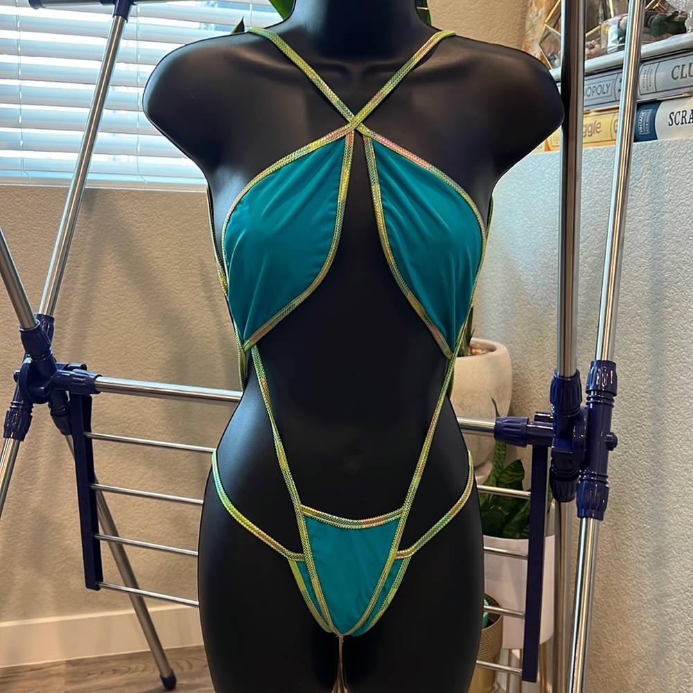 New, two piece stripper bikini set